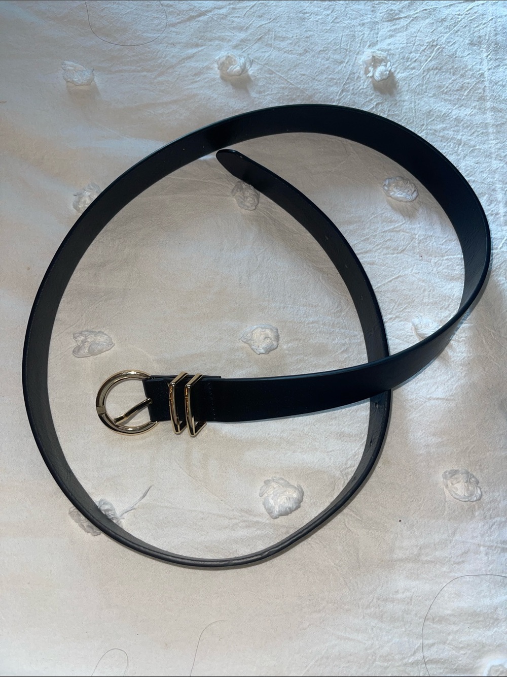 Amazon Black Women's Belt with Gold Double-Ring Buckle